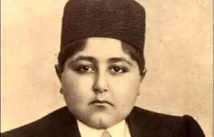 سوگلی کم‌سن‌وسال احمدشاه قاجار + تصویر