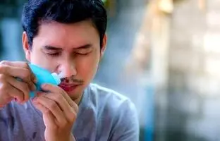 نقش حیاتی آب و نمک در پاکسازی مجاری تنفسی + ویدئو