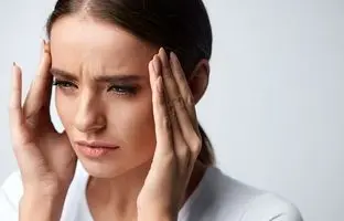 درمان میگرن با راهکار‌های طب ایرانی + ویدئو