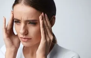 درمان میگرن با راهکار‌های طب ایرانی + ویدئو