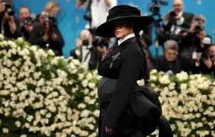 پاپاراتزی خارجی؛ عجیب‌ترین لباس‌های مت گالا 2025 با تم کت و شلوار