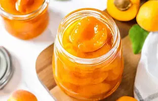 طرز تهیه مربا زردآلو به روش تبریزی