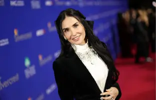 دمی مور از نظر مجله People به عنوان زیباترین فرد سال ۲۰۲۵ انتخاب شد